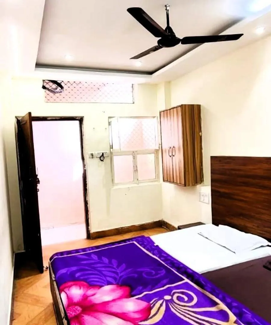 Ubytování v soukromí M R Swastik Guest House Varanasi Near Beniya Park - Excellent Stay With Family, Parking Facilities