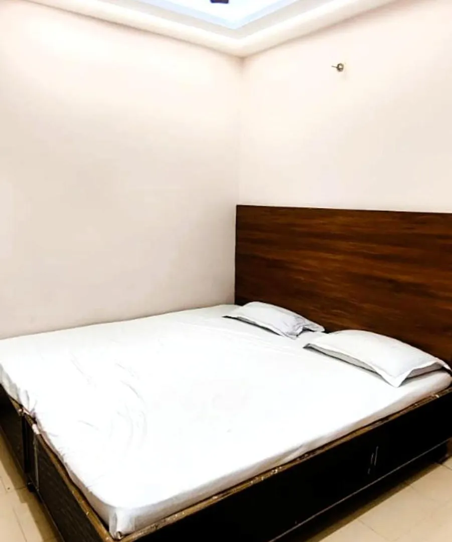 Ubytování v soukromí M R Swastik Guest House Varanasi Near Beniya Park - Excellent Stay With Family, Parking Facilities Indie